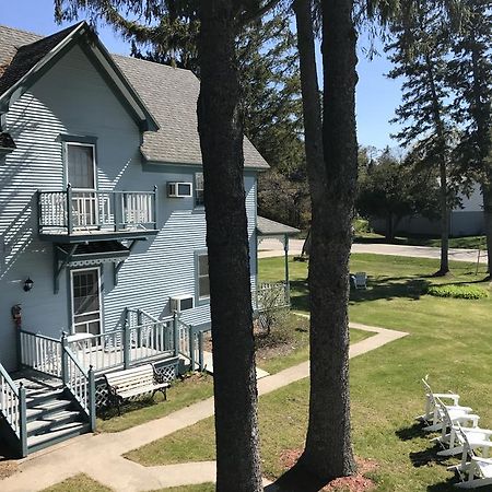 Harbor Light Inn Gills Rock Esterno foto